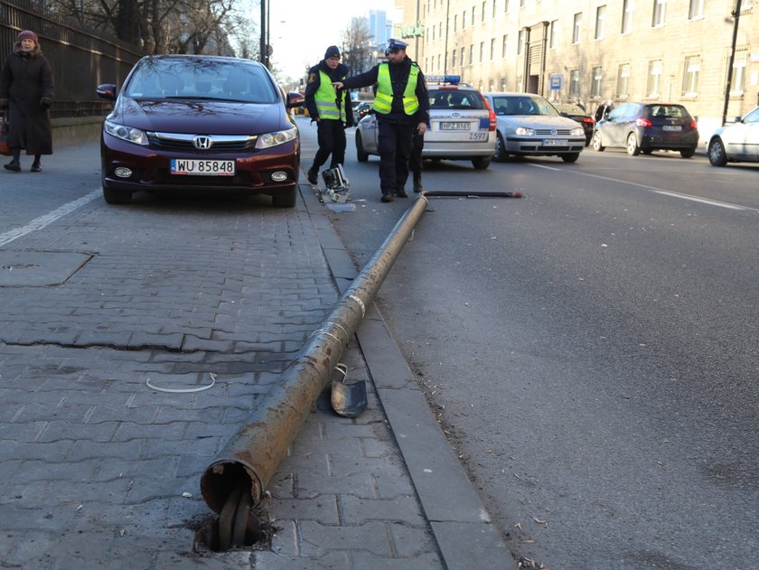 Latarnia upadła na Koszykową