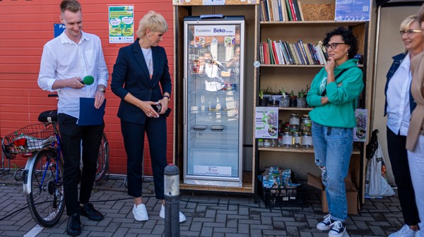 Wrocław nie marnuje i rozwija sieć społecznych lodówek. 