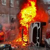 Zapaljeni automobili na ulicama Belfasta | Foto: PA