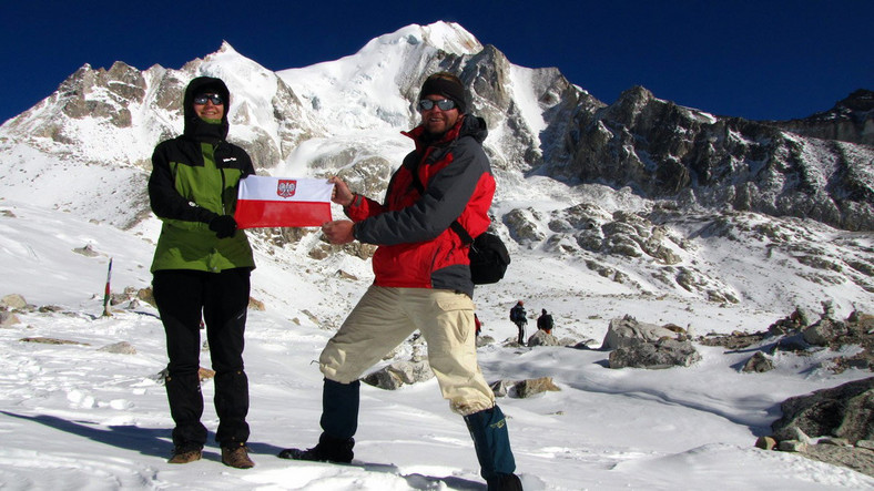 Asia i Bartek na przełęczy Larkya (5213 m n. p. m.), Nepal