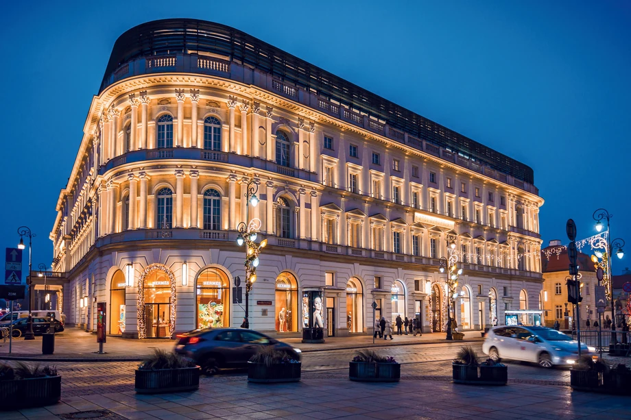 Wieczór odbył się w eleganckich przestrzeniach Hotelu Raffles Europejski Warsaw.