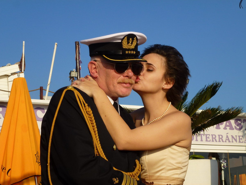 Grzegorz Roman z żoną Martą (zdjęcie ze ślubu, który odbył się 13 grudnia 2012 r. na Gibraltarze)