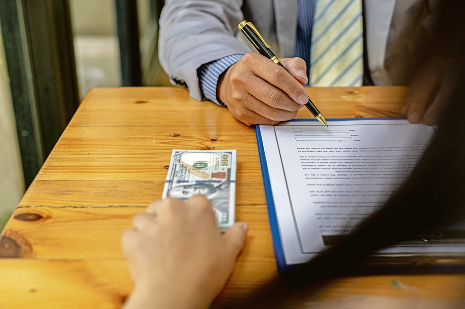 Za zelenašenje je predviđena kazna do tri godine zatvora, dok se iznuda kažnjava sa pet do 20 godina za kriminalne grupe