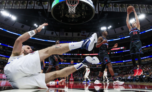 Liga NBA: Cztery punkty Gortata, trzecia z rzędu wygrana Clippers