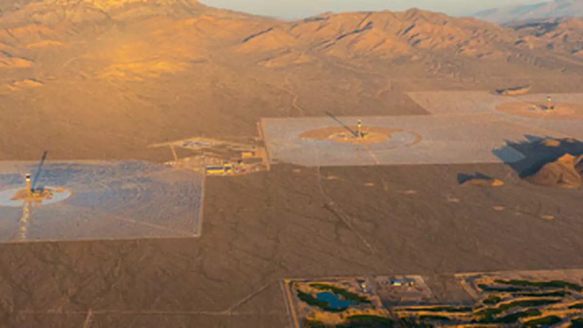 Ruszyła największa elektrownia słoneczna na ziemi. Współfinansuje ją... Google
