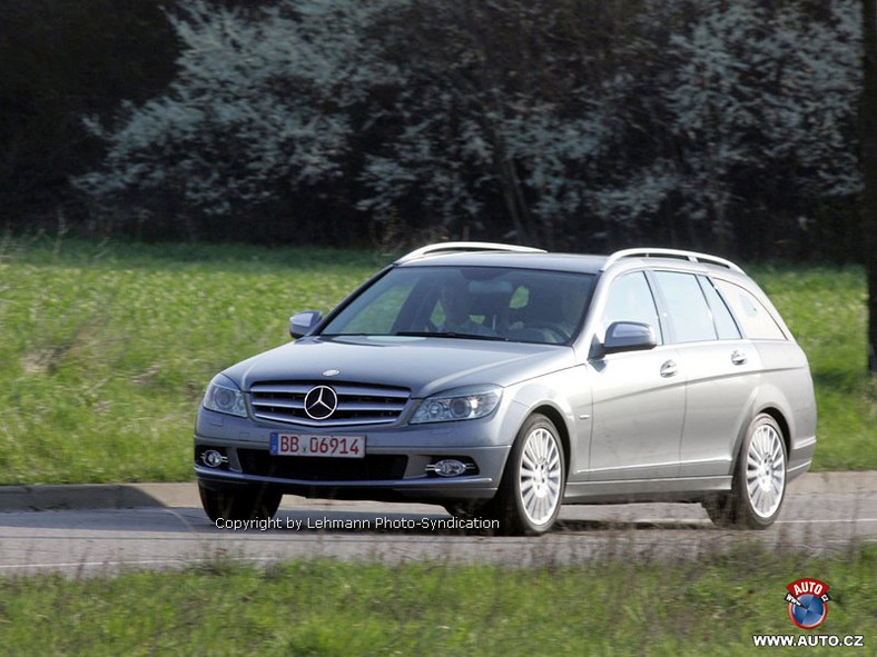 Zdjęcia szpiegowskie: Mercedes-Benz C 63 AMG i nowe kombi klasy C