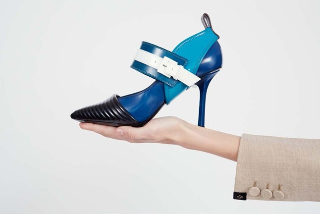 Hölgyek a fürdőszobából. A Louis Vuitton a természetességet ünnepli