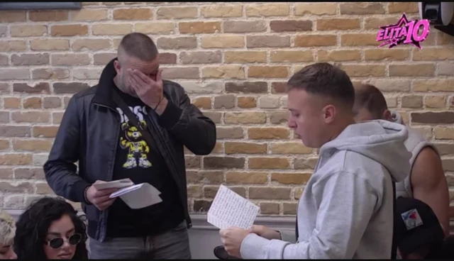 SUZE U ŠIMANOVCIMA ZBOG JEDNOG PISMA! Produkcija unela poruku za slavljenika, takmičar se slomio i briznuo u plač pred svima!