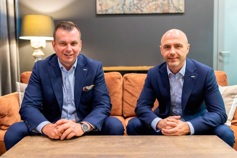 Adam Hamryszczak, prezes oraz Adam Górski, wiceprezes Portu Lotniczego Rzeszów-Jasionka