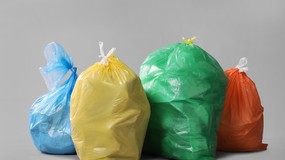 Rząd „niechcący” odwraca rewolucję śmieciową