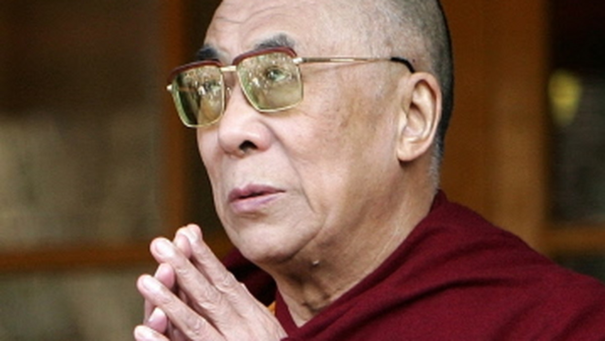 Dalajlama alarmuje w dzienniku "Le Monde": - Chińczycy mogli zabić nawet 140 Tybetańczyków. Do mordu miało dojść we wschodnim Tybecie.