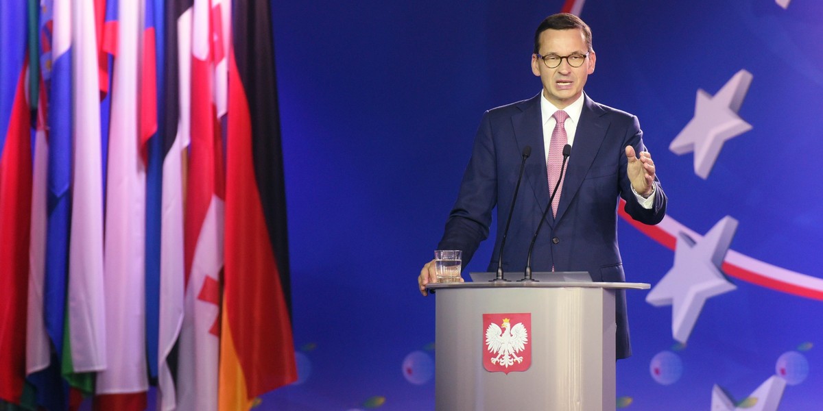 Morawiecki zakpił ze Schetyny. Rzucił bolesny przytyk!