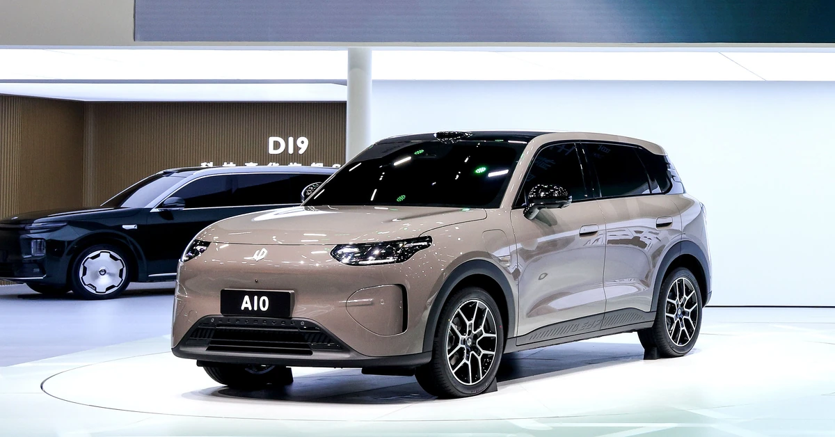 Tak wygląda nowy hit dla rodziny. Leapmotor B03X wjeżdża do Polski. Cena?