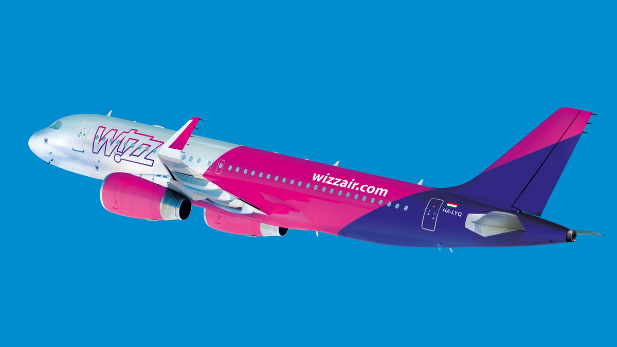 Tanie linie lotnicze Wizz Air wprowadzają nową usługę "Elastyczny Towarzysz Podróży", która umożliwia klientom tworzenie nowej rezerwacji bez konieczności podawania nazwisk wszystkich pasażerów w momencie jej dokonywania. Ten produkt został stworzony z myślą o klientach, którzy z wyprzedzeniem chcą zapewnić sobie najniższe ceny biletów nie wiedząc jeszcze z kim będą podróżować.