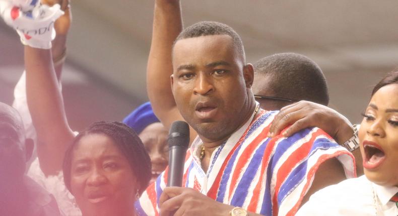 Watch: Chairman Wontumi’s car accidentally runs into NPP supporters at delegates conference