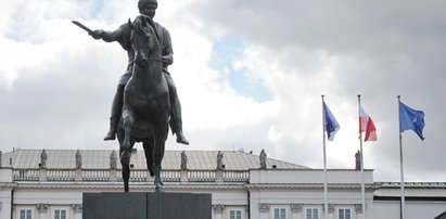 To z nimi Kaczyński rozdaje karty