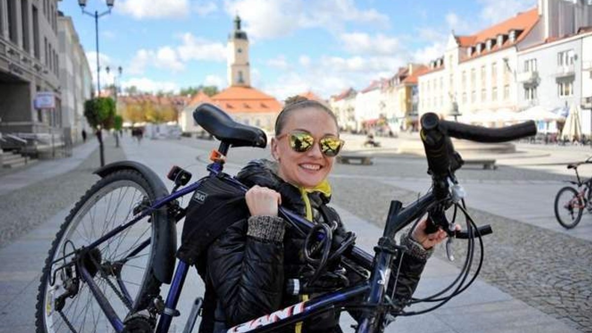 Wzdłuż al. Piłsudskiego, pod dwoma mostami do ronda Lussy. Tak ma przebiegać ścieżka dla rowerzystów w Białymstoku - informuje "Gazeta Współczesna".