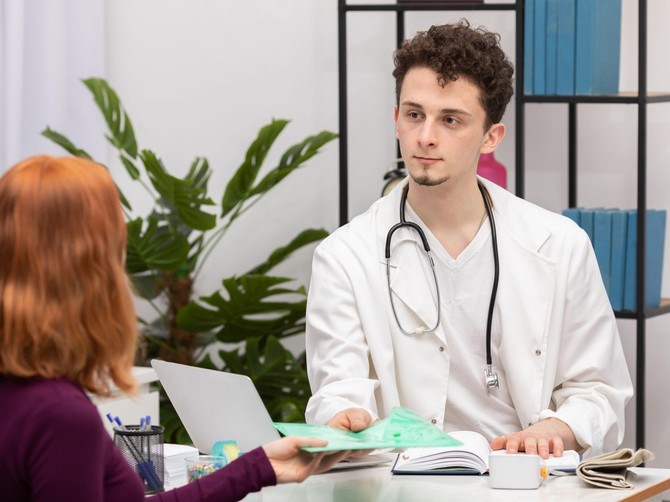 Doktor upozorava da probadajuća bol u zadnjici može biti znak ozbiljnog zdravstvenog stanja