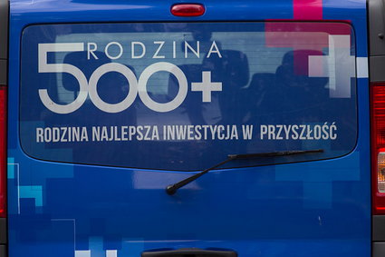 Wiemy, na co Polacy przeznaczają środki z 500 plus