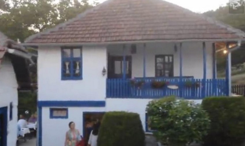 Porodična kuća Žike Šarenice