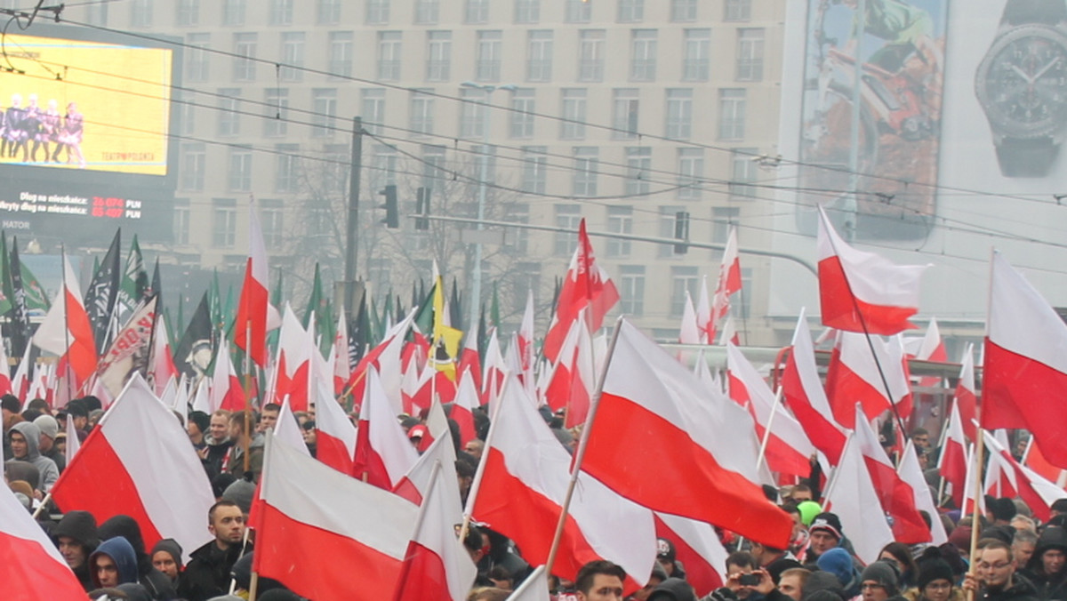 PO złoży projekt nowelizacji Prawa o zgromadzeniach, by bronić praw obywateli - zapowiedział poseł PO Bartosz Arłukowicz. Nie ograniczamy niczyich praw - zapewnił polityk PiS, wicemarszałek Sejmu Joachim Brudziński odnosząc się do nowych przepisów dot. organizacji zgromadzeń.