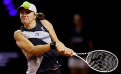 Iga Świątek wróciła na kort z przytupem. Qinwen Zheng bez szans [WIDEO]