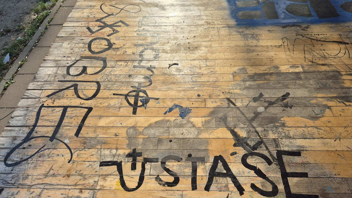 Grafiti s uvredljivim sadržajem u Zagrebu