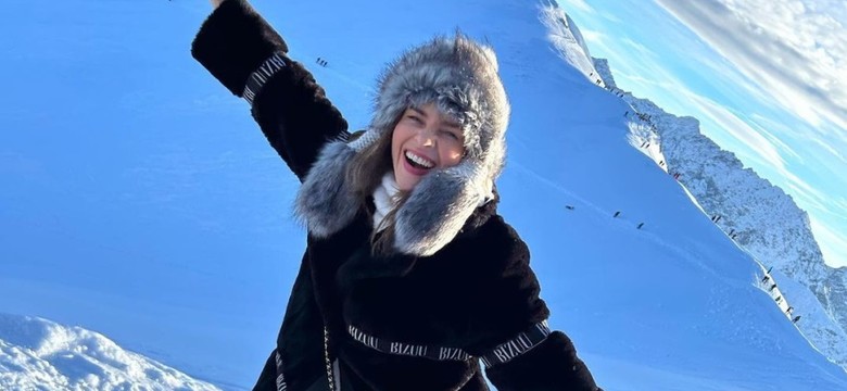 "Trochę obciach...". Edyta Herbuś pozuje na szczycie Kasprowego, a fani grzmią [FOTO]