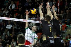 PlusLiga: Siatkarze Skry Bełchatów podtrzymali zwycięską serię