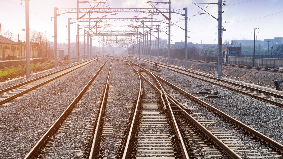 Uniwersytet Śląski, Koleje Śląskie oraz samorząd Chorzowa zabiegają o utworzenie nowego przystanku kolejowego w sąsiedztwie uczelni i kampusu akademickiego. Przystanek "Chorzów Uniwersytet" miałby ułatwić podróżowanie mieszkańcom Chorzowa, studentom i pracownikom uczelni.