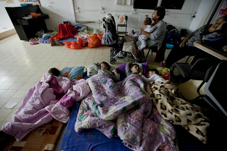 Walki w Strefie Gazy, ostrzał Izraela