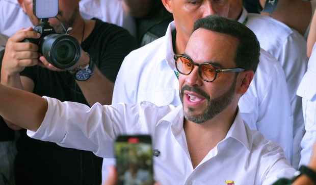 Desničarski kandidat Abelardo de la Espirela na izborima u Kolumbiji
