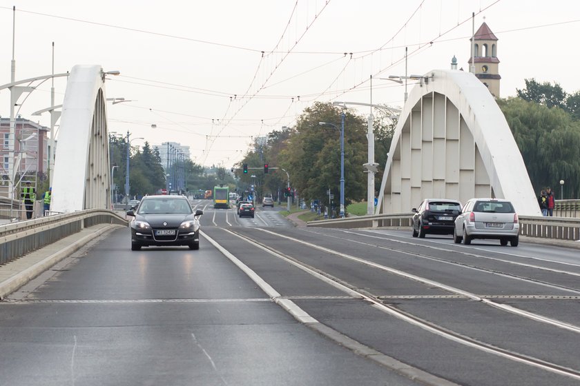 Remont na moście Rocha