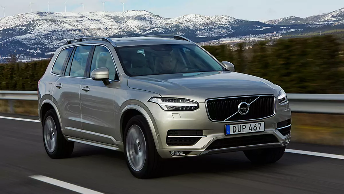 Volvo XC90 D5 (1)