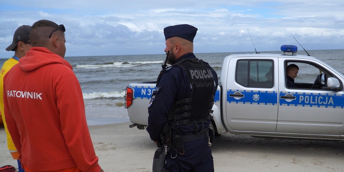 Śmierć na plaży w Jantarze. 