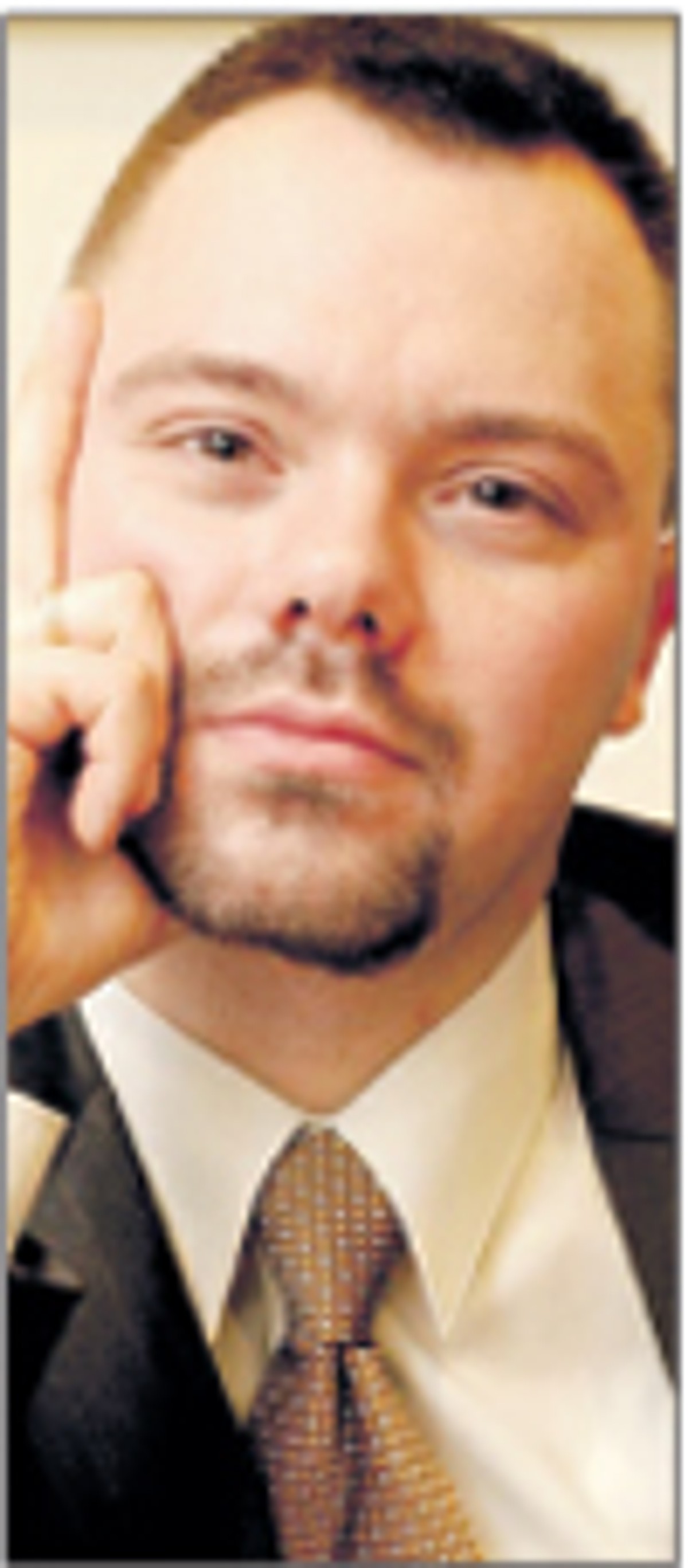 Wojciech Kozłowski, kieruje zespołem Postępowań Sądowych w kancelarii Salans