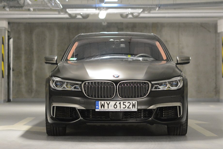 BMW M760Li xDrive