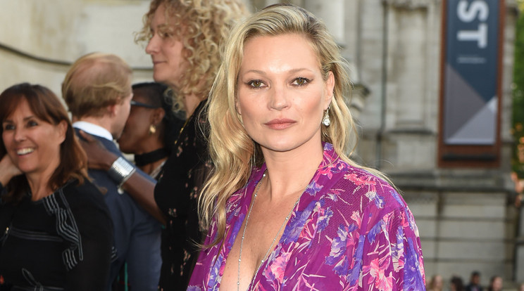 Kate Moss rossz formáját mutatta a kamerák előtt /Fotó: Northfoto