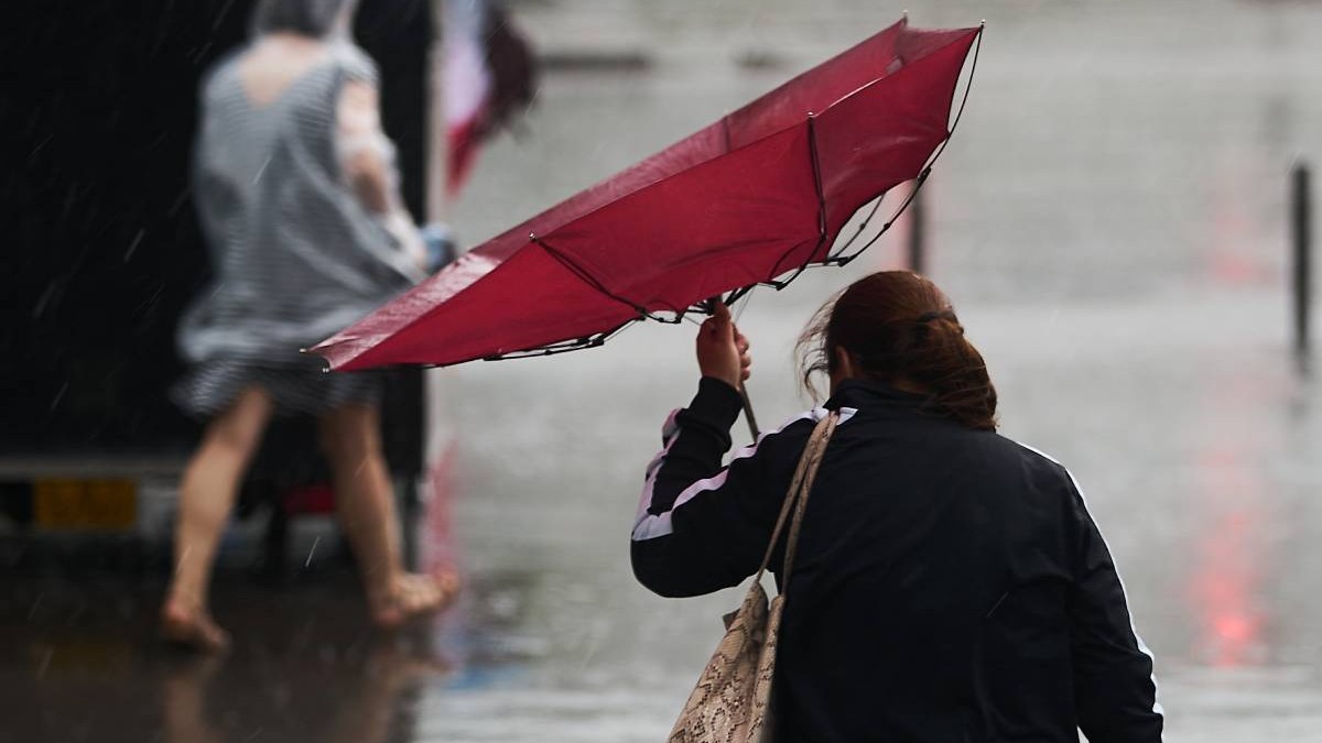 Cod galben de vânt puternic și lapoviță la munte. ANM a emis noi alerte meteo: zonele vizate de rafale și ploi în următoarele 24 de ore 