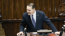 radosław sikorski ostro do macierewicza. "antek, czekam na pozew"