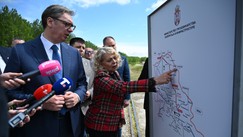Aleksandar Vučić prisustvuje danas otvaranju novog železničkog mosta na reci Tamiš kod Tomaševca