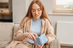 Na ten kolor portfela lepiej uważać. Nie przyciąga pieniędzy, przynosi pecha