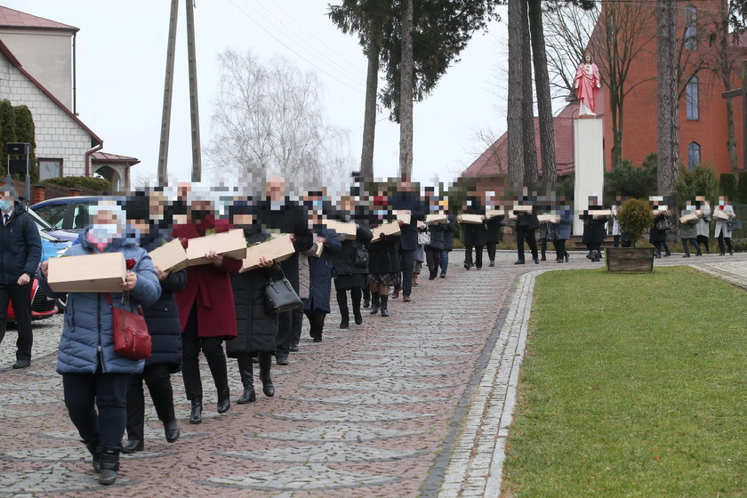 Niecodzienny pogrzeb w Gończycach