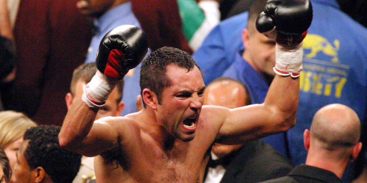 OSCAR DE LA HOYA 