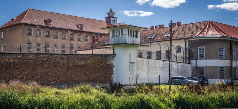 HFPC interweniuje w sprawie tortur w więzieniu w Barczewie.