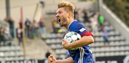 Pomocnik Miedzi Legnica Szymon Matuszek. Kapitan strzela jak nigdy