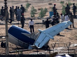 Samolot runął na ziemię. Nie żyją 22 osoby