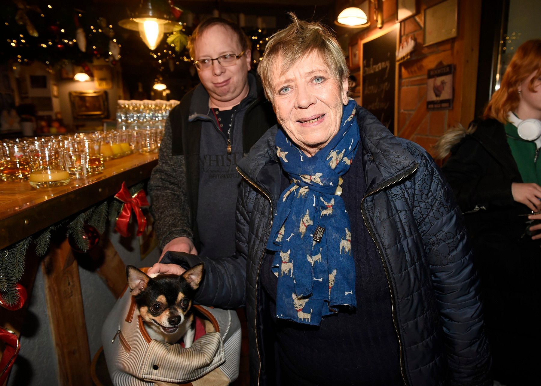 Česká herečka Jaroslava Obermaierová so synom Jaroslavom. 