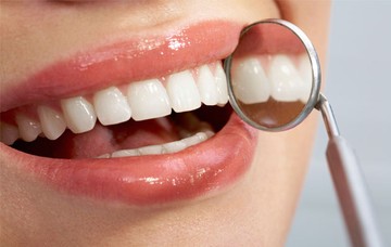 is-diy-teeth-whitening-good-for-you-banner