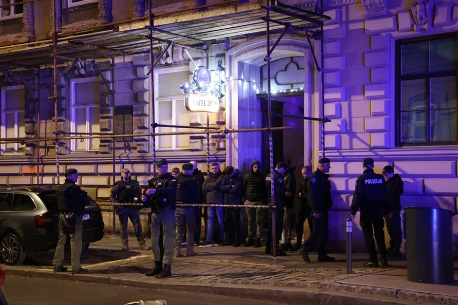 Maskirani huligani u Zagrebu